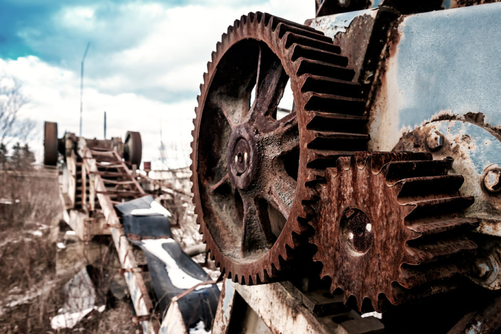 premier test decapage laser ,rouille sur chariot de mine 